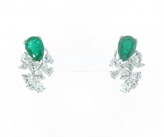 Emerald Radiance Earrings